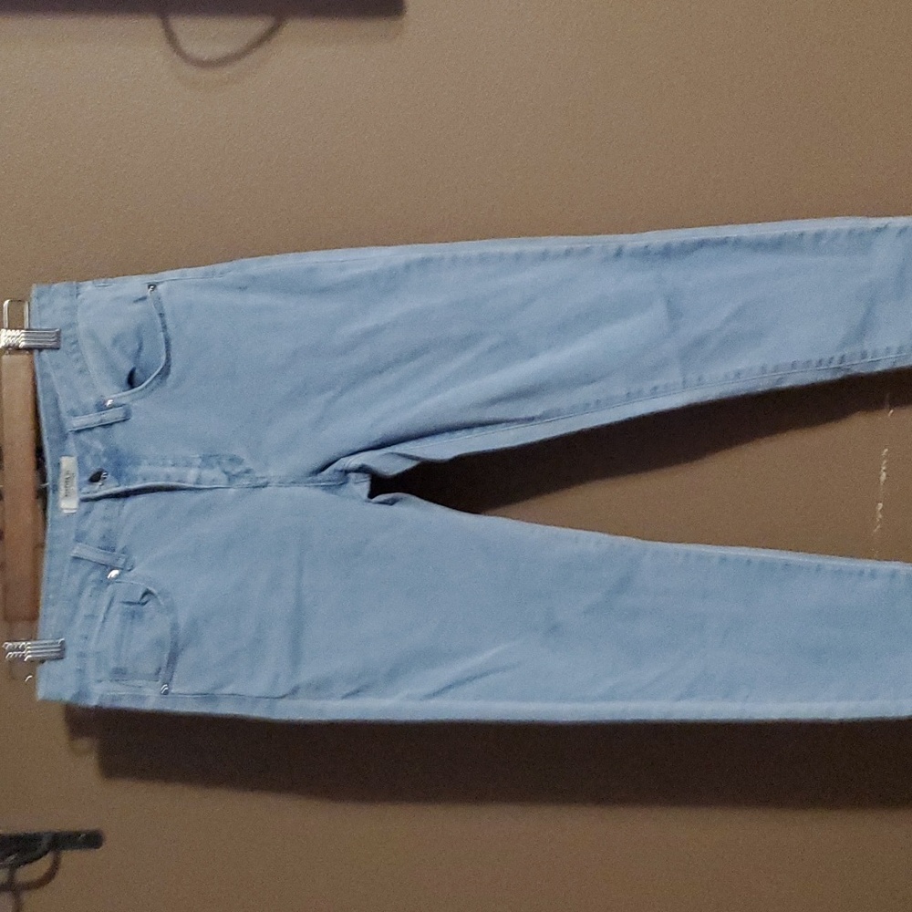 Forever 21 light blue skinny jeans junior size 28